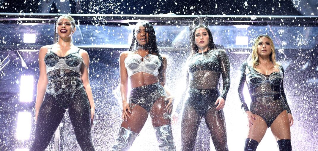 Watch Fifth Harmony Reunite at a Jonas Brothers Concert