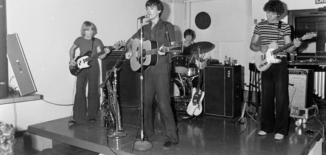 Talking Heads to Release New Rarities Compilation on Record Store Day Black Friday Talking Heads to Release New Rarities Compilation on Record Store Day Black Friday