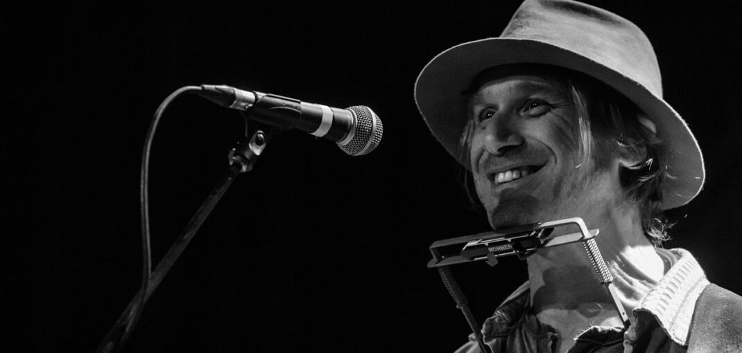 Todd Snider, Satirical Folk Singer-Songwriter, Dies at 59 Todd Snider, Satirical Folk Singer-Songwriter, Dies at 59