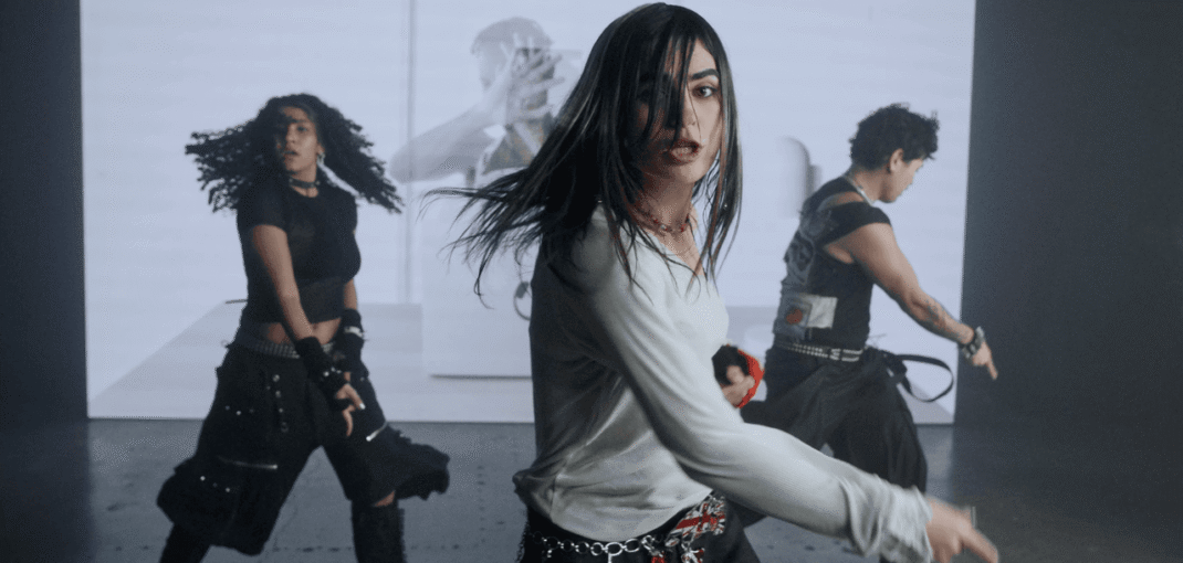 Underscores Shares Video for New Song “Do It”: Watch Underscores Shares Video for New Song “Do It”: Watch