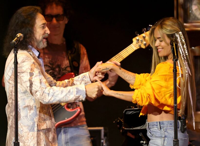 Watch Karol G and Marco Antonio Solís Perform “Coleccionando Heridas” at 2025 Latin Grammys Watch Karol G and Marco Antonio Solís Perform “Coleccionando Heridas” at 2025 Latin Grammys