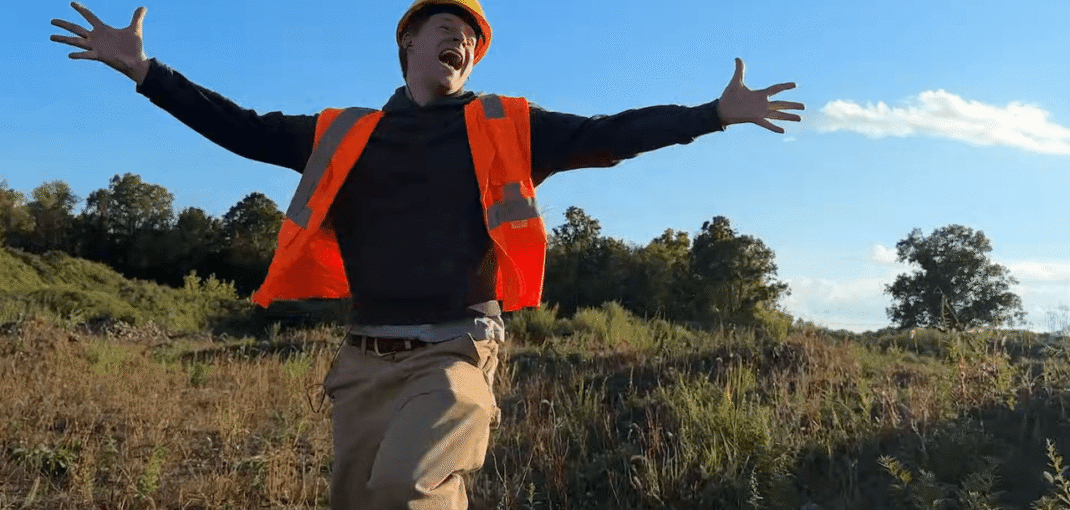 Cameron Winter Makes Lucas Hedges Direct Traffic in “Love Takes Miles” Video Cameron Winter Makes Lucas Hedges Direct Traffic in “Love Takes Miles” Video