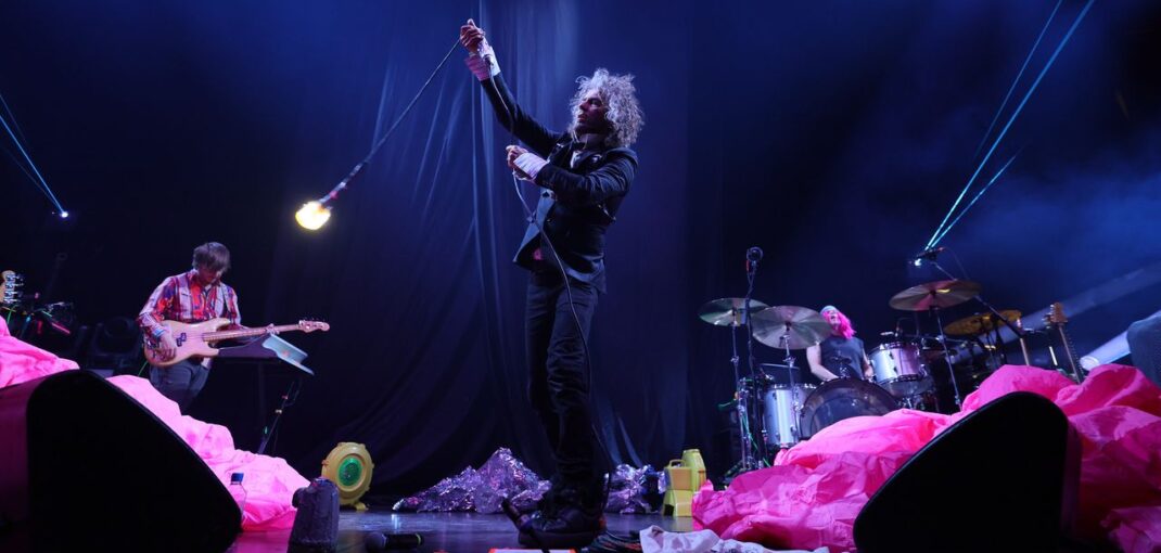 The Flaming Lips Share Drummer’s Statement on Steven Drozd’s Departure The Flaming Lips Share Drummer’s Statement on Steven Drozd’s Departure