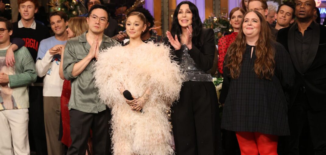 Watch Ariana Grande Host, Cher Perform Christmas Songs on Saturday Night Live Watch Ariana Grande Host, Cher Perform Christmas Songs on Saturday Night Live