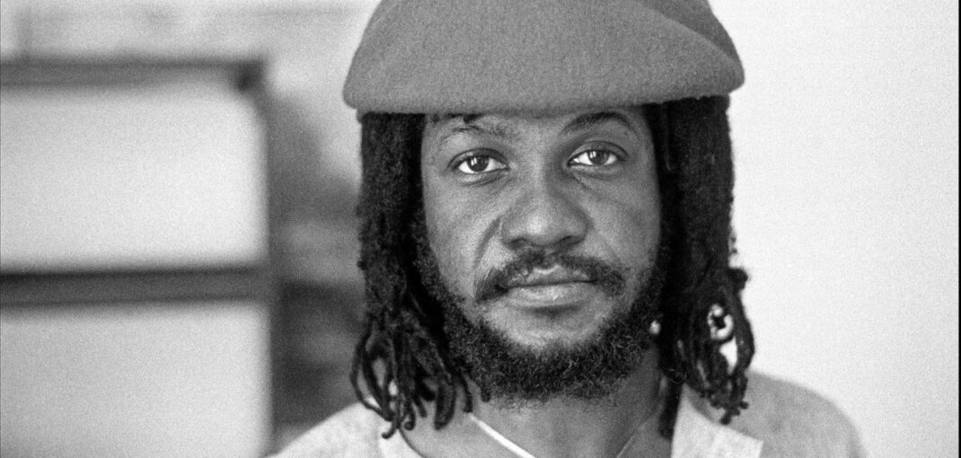 Sly & Robbie’s Lowell “Sly” Dunbar Dies at 73 Sly & Robbie’s Lowell “Sly” Dunbar Dies at 73
