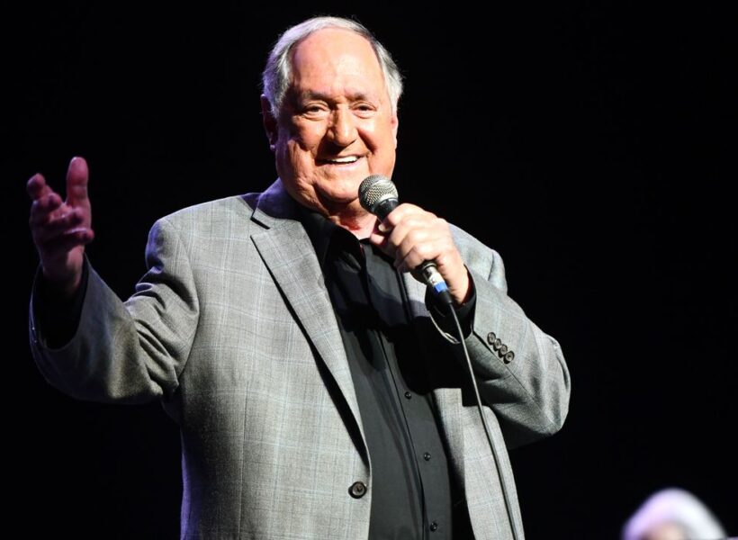 Neil Sedaka, Chart-Topping Pop Singer-Songwriter, Dies at 86 Neil Sedaka, Chart-Topping Pop Singer-Songwriter, Dies at 86