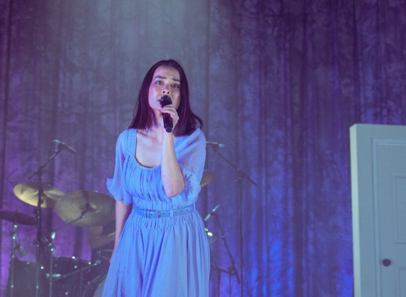 Mitski Brings a Regal “If I Leave” to Kimmel Mitski Brings a Regal “If I Leave” to Kimmel