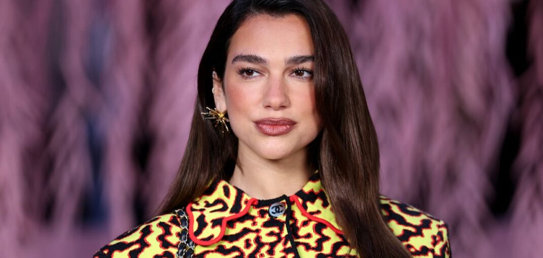 Dua Lipa Sues Samsung for Million Over TV Packaging Dua Lipa Sues Samsung for Million Over TV Packaging