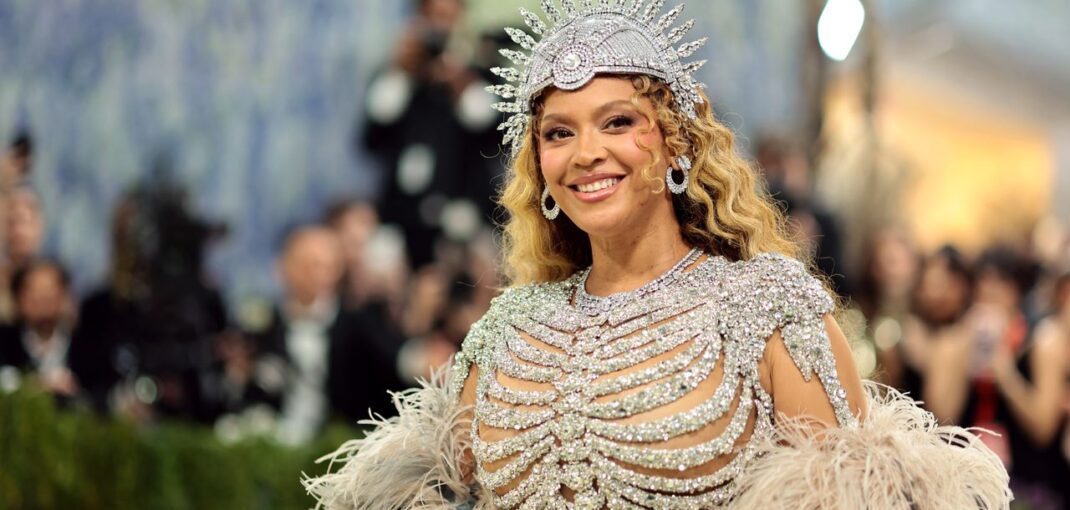 Met Gala 2026 Photos: Beyoncé, Madonna, Stevie Nicks, and More Met Gala 2026 Photos: Beyoncé, Madonna, Stevie Nicks, and More